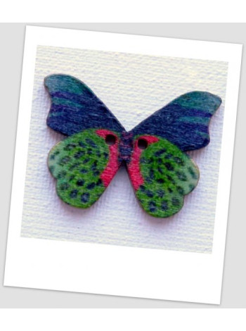 Пуговица деревянная в формі метелика, колір зелений, розмір 28 х21 мм, толщина 3мм, розмір отверстия 1,5 мм (id: 720016)